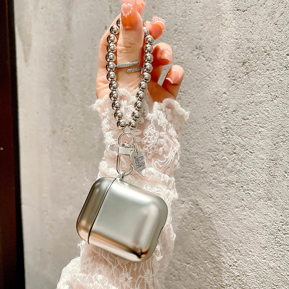 AirPods Case with Heart Bracelet Chain | Kalp Bileklikli AirPods Kılıfı