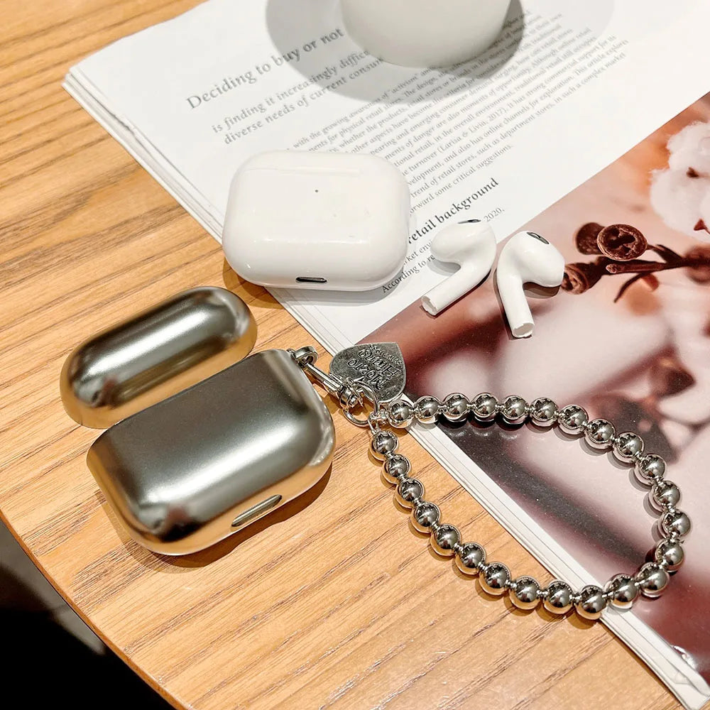 AirPods Case with Heart Bracelet Chain | Kalp Bileklikli AirPods Kılıfı
