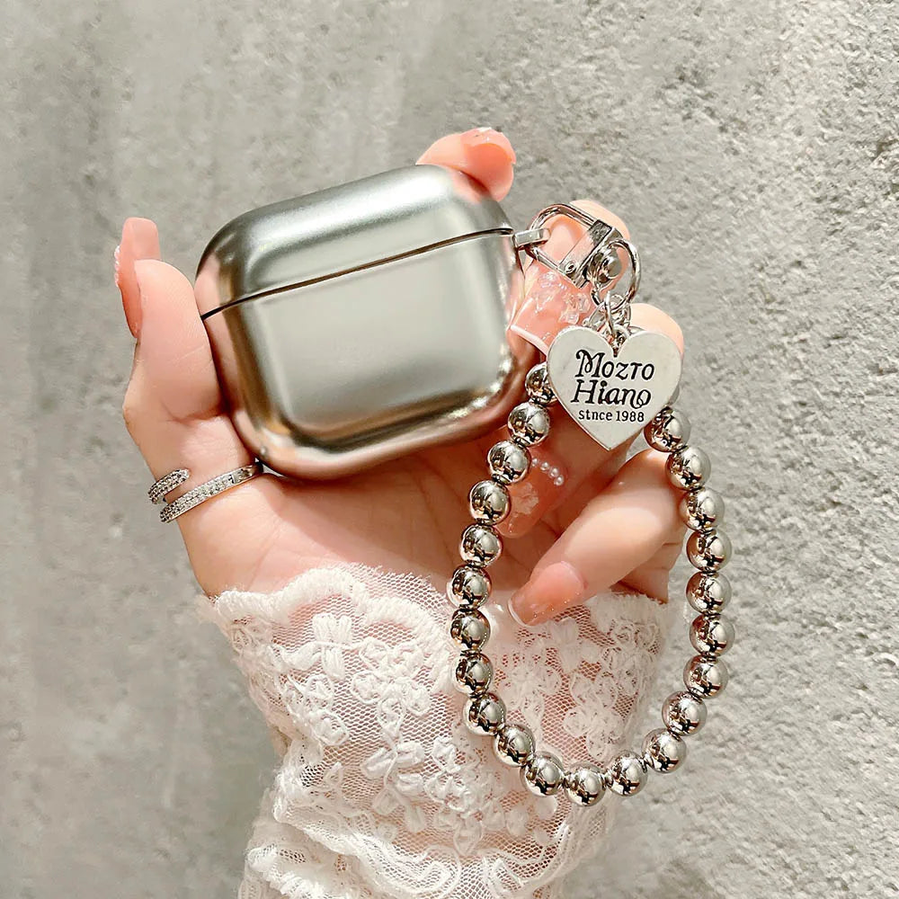 AirPods Case with Heart Bracelet Chain | Kalp Bileklikli AirPods Kılıfı