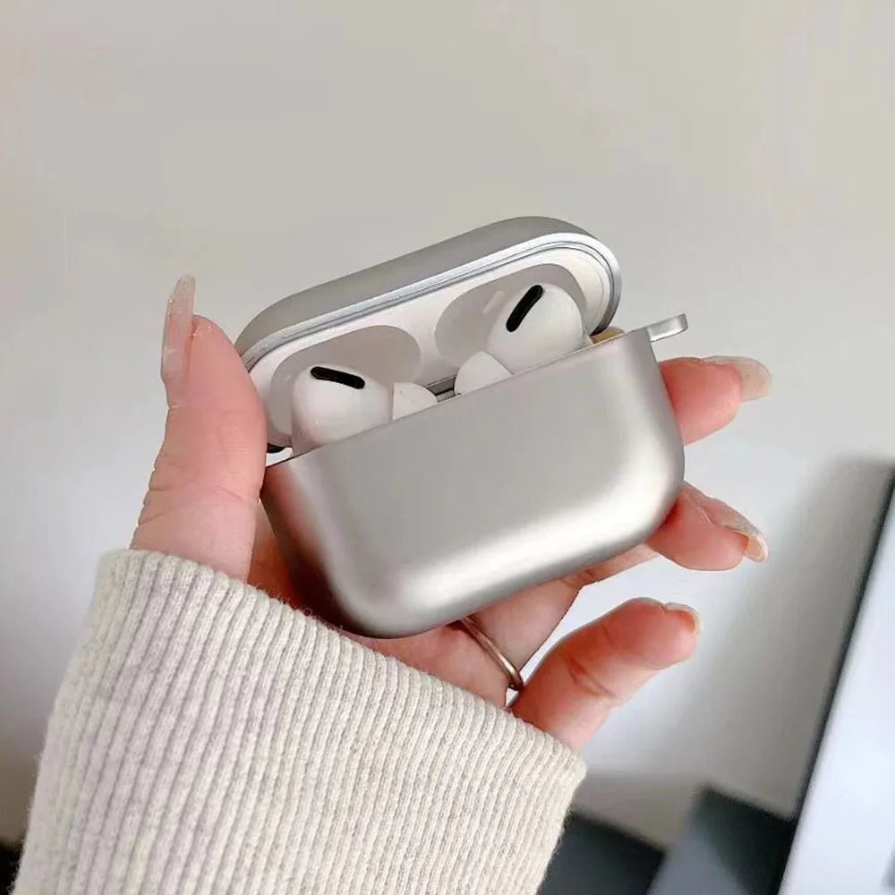 AirPods Case with Heart Bracelet Chain | Kalp Bileklikli AirPods Kılıfı
